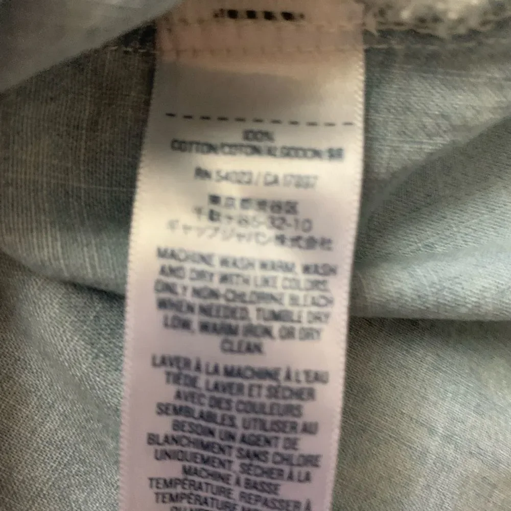 Old Navy chambray button down shirt-small - Picture 5 of 8